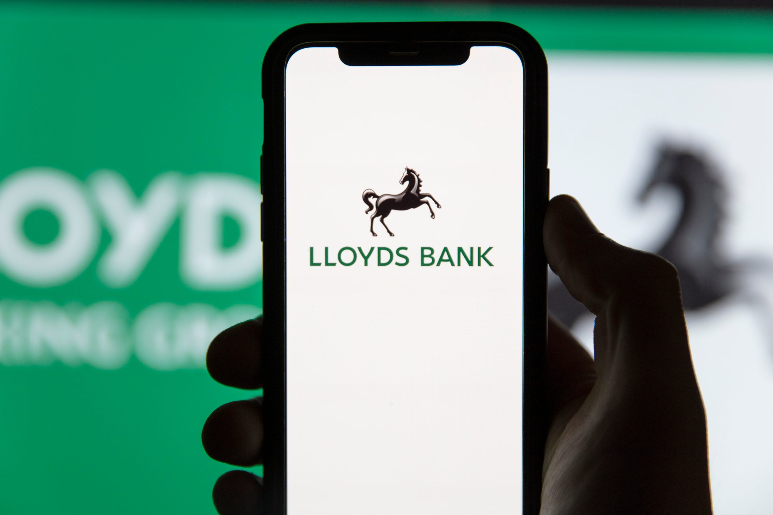 SKN | Lloyds Banking App Outage Exposes a Wider Wealth Management Risk: Digital Dependency
