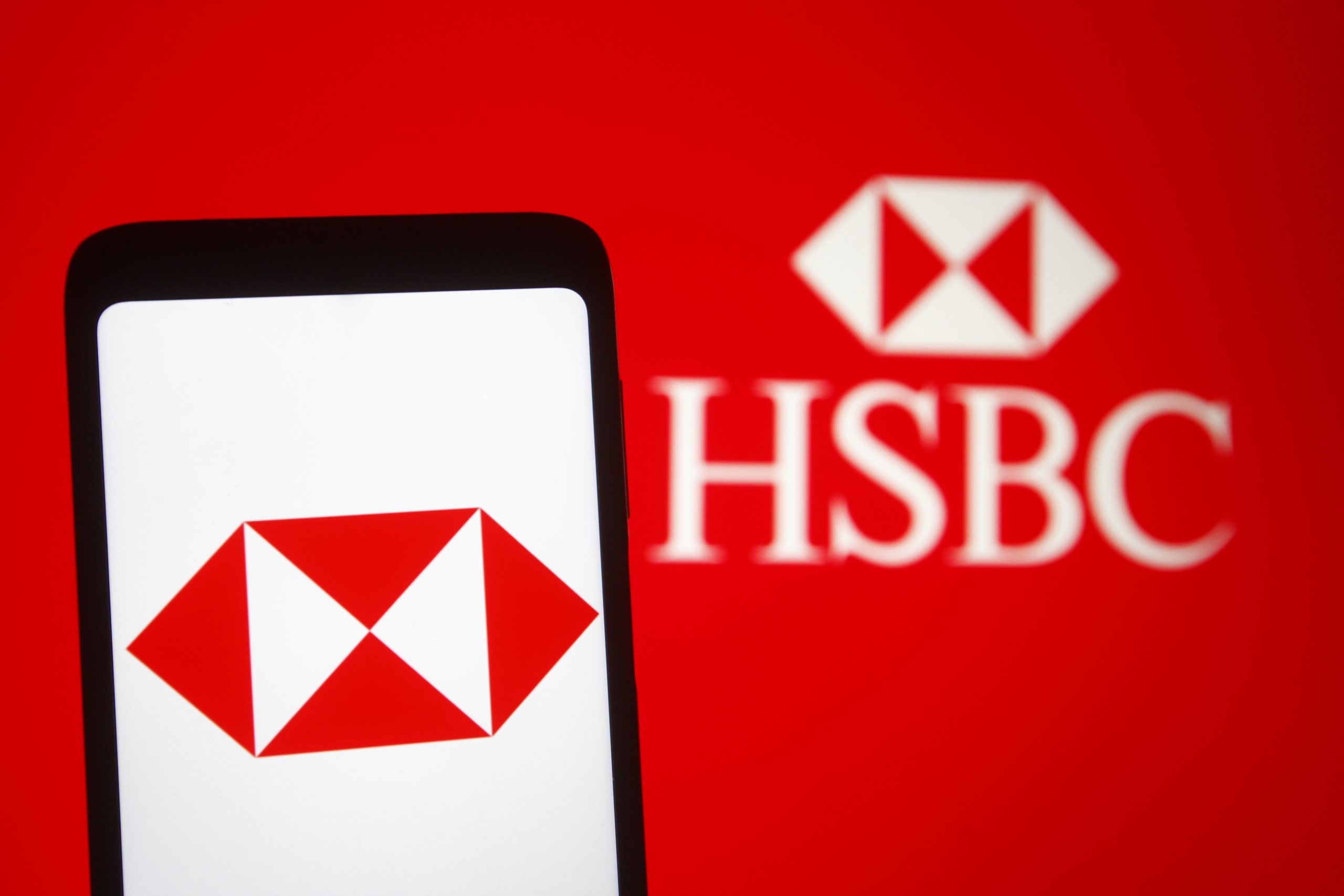What Makes HSBC Bank a Global Banking Leader?