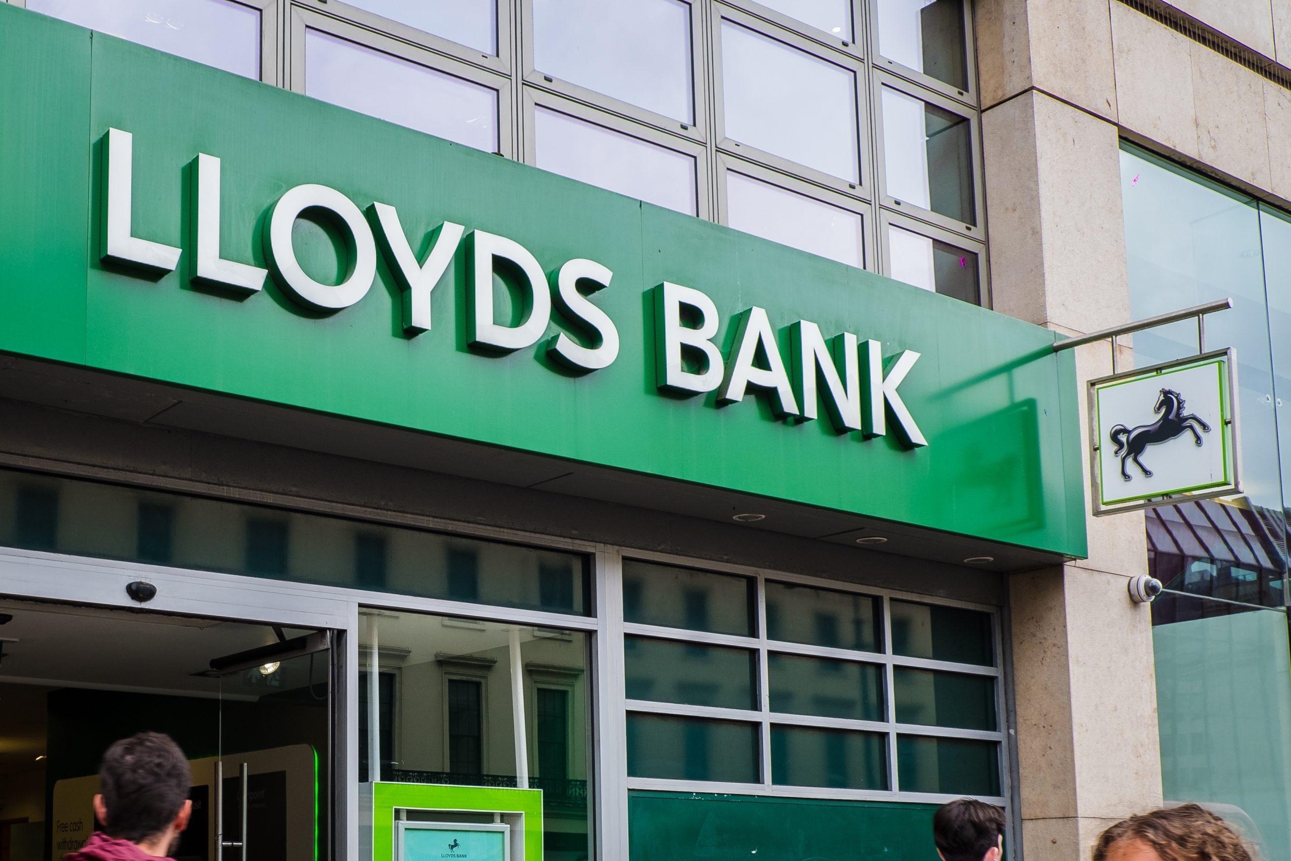 SKN | Why Lloyds Is Facing a £1.2 Billion Fraud Trial — and What It Signals for Wealth Owners