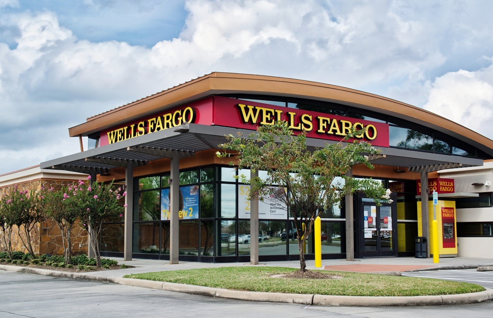 SKN | Wells Fargo Raises Quarterly Dividend by 11%, Reinforcing Capital Strength