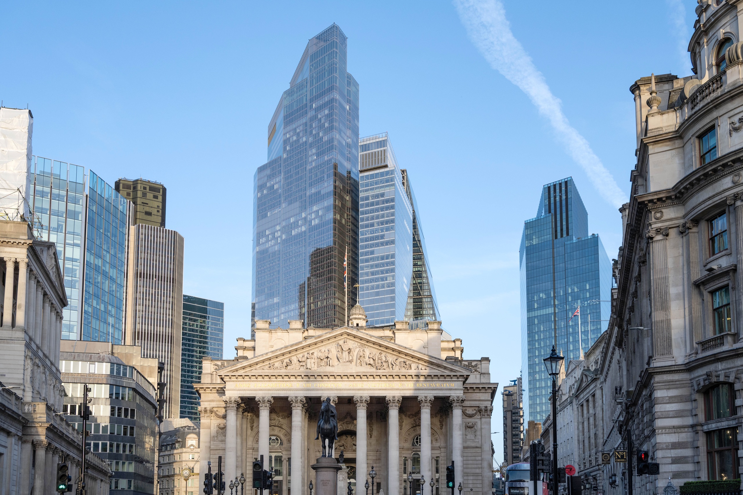 SKN | Global Banking Stocks Rally as JPMorgan, HSBC and UBS Lead Broad Financial Sector Recovery