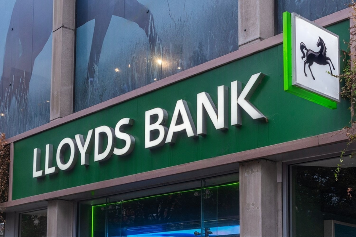 SKN | Lloyds Faces Up to £1.2 Billion in Claims Linked to Arena Television Fraud