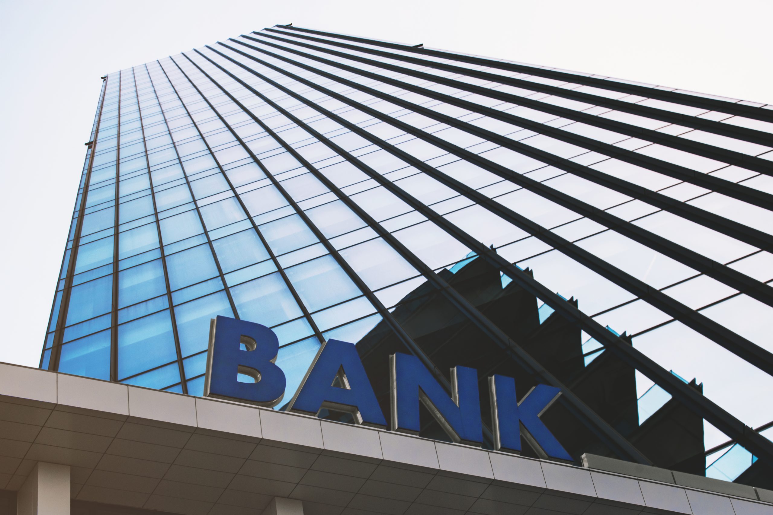 SKN | From Experimentation to Execution: How AI Banking Is Redefining the Future of Private Wealth Management