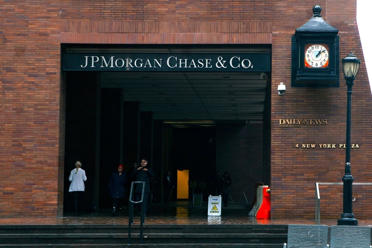 SKN | JPMorgan Weighs $3.8 Billion Financing for Manhattan’s Next Luxury Tower