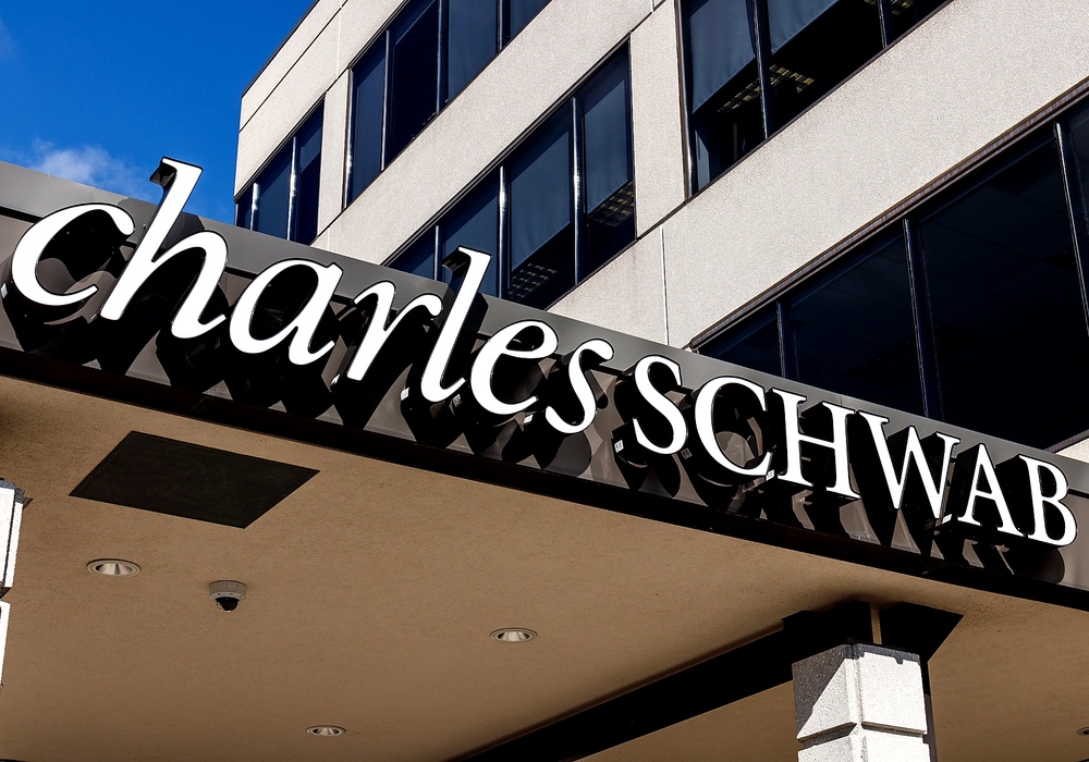 SKN | Charles Schwab Reprices Wealth Advisory as High-Net-Worth Clients Face Higher Fees
