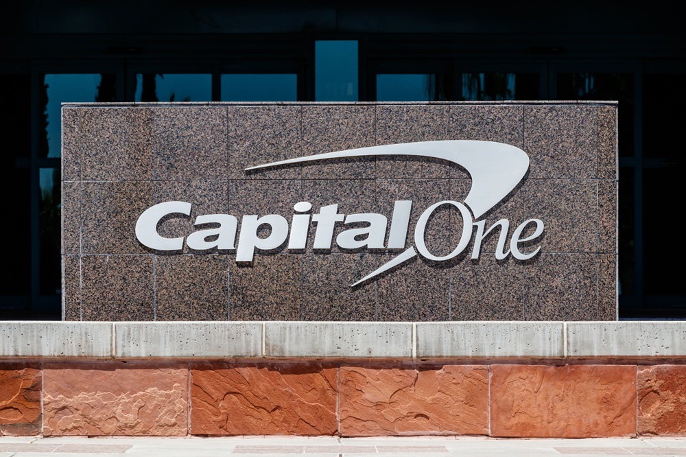 SKN | Capital One Stock Gains 1.23% as Shares Close at USD 204.92