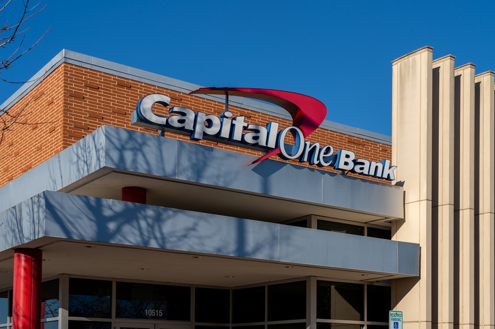 SKN  | Capital One Stock Faces Valuation and Technical Questions as Insider Selling Draws Attention