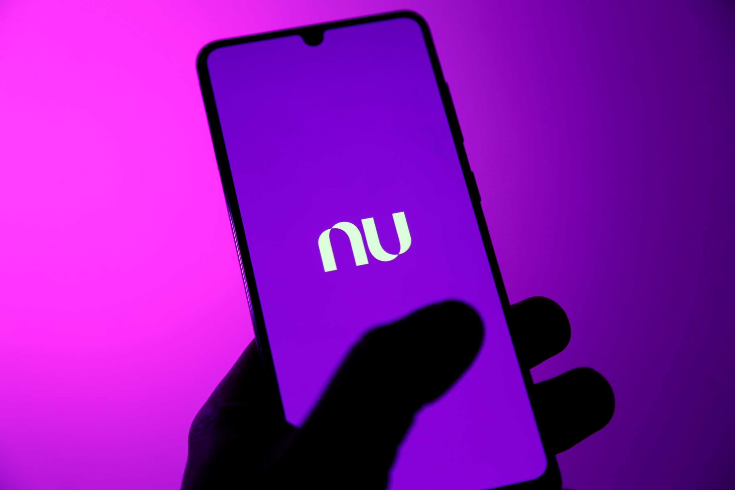 SKN | Nubank and Monzo: What the New Digital-Banking Rivalry Means for Global Wealth