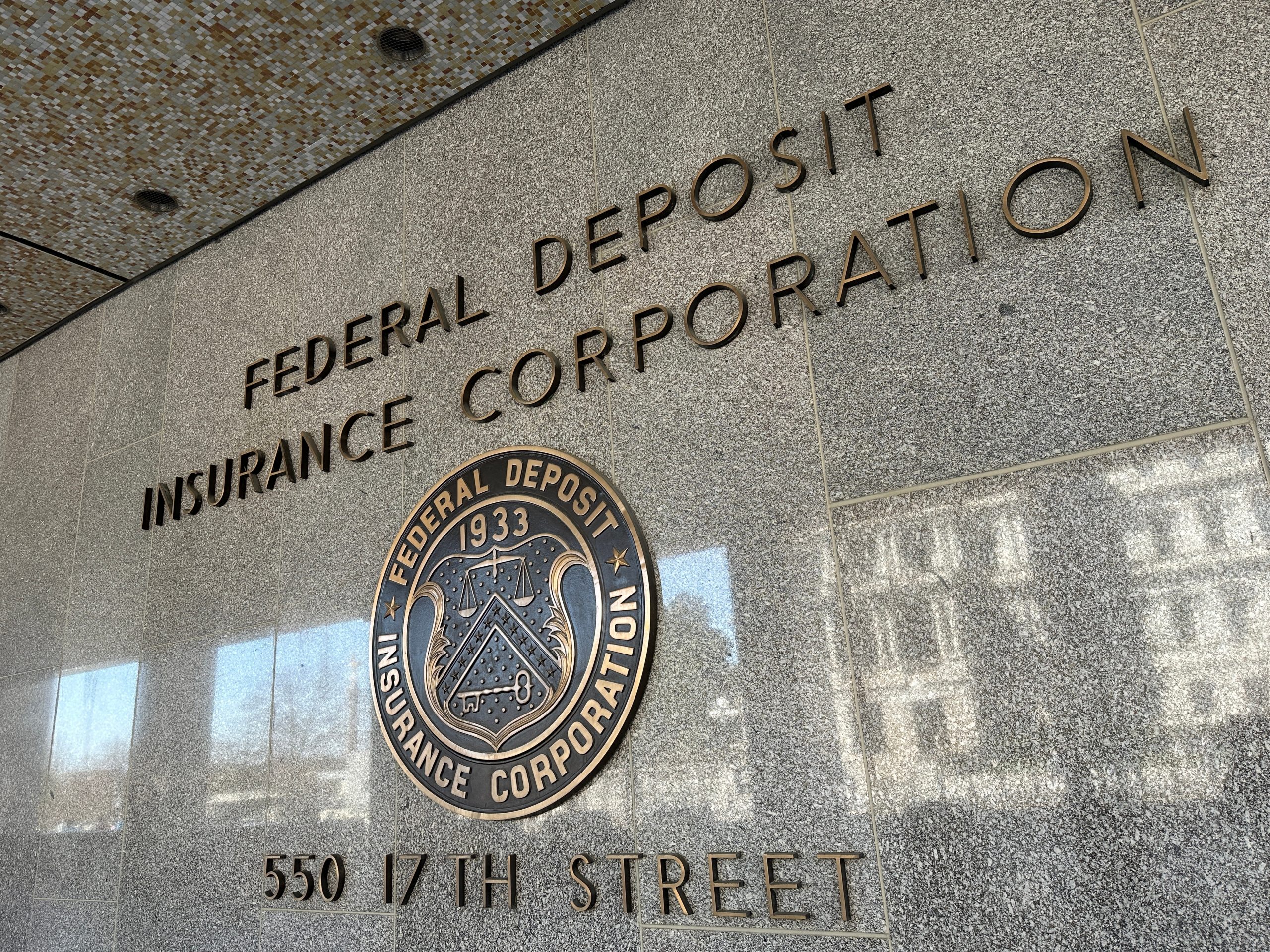 SKN | U.S. Banks Are Rewriting Third-Party Risk Rules: What HNW Families Should Understand